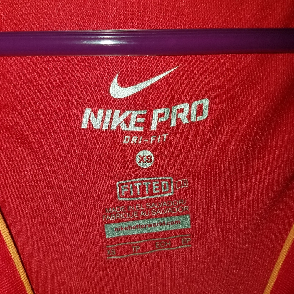 Nike Pink with Orange Trim T-shirt - Picture 3 of 5